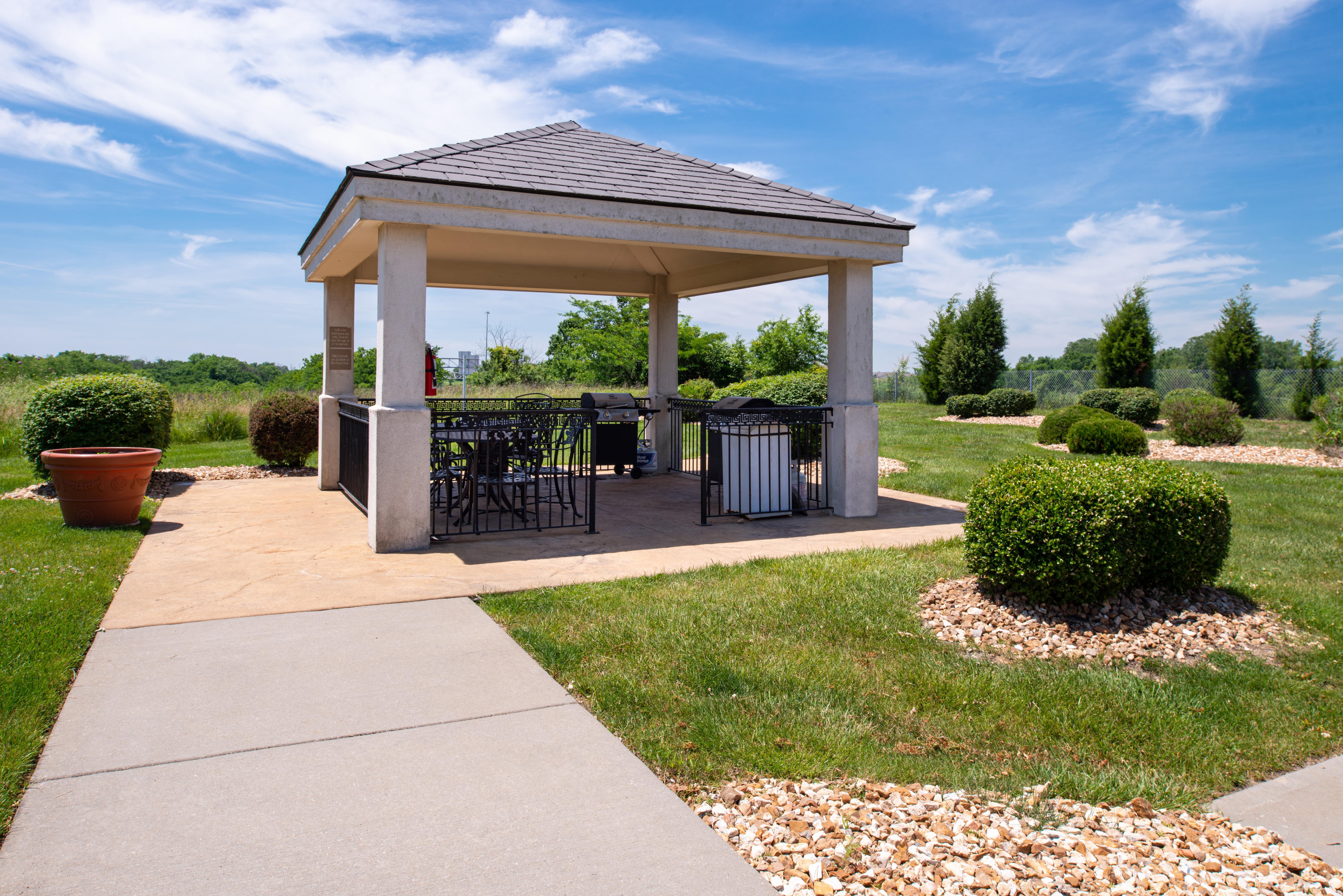 Candlewood Suites Olathe By Ihg Exterior photo