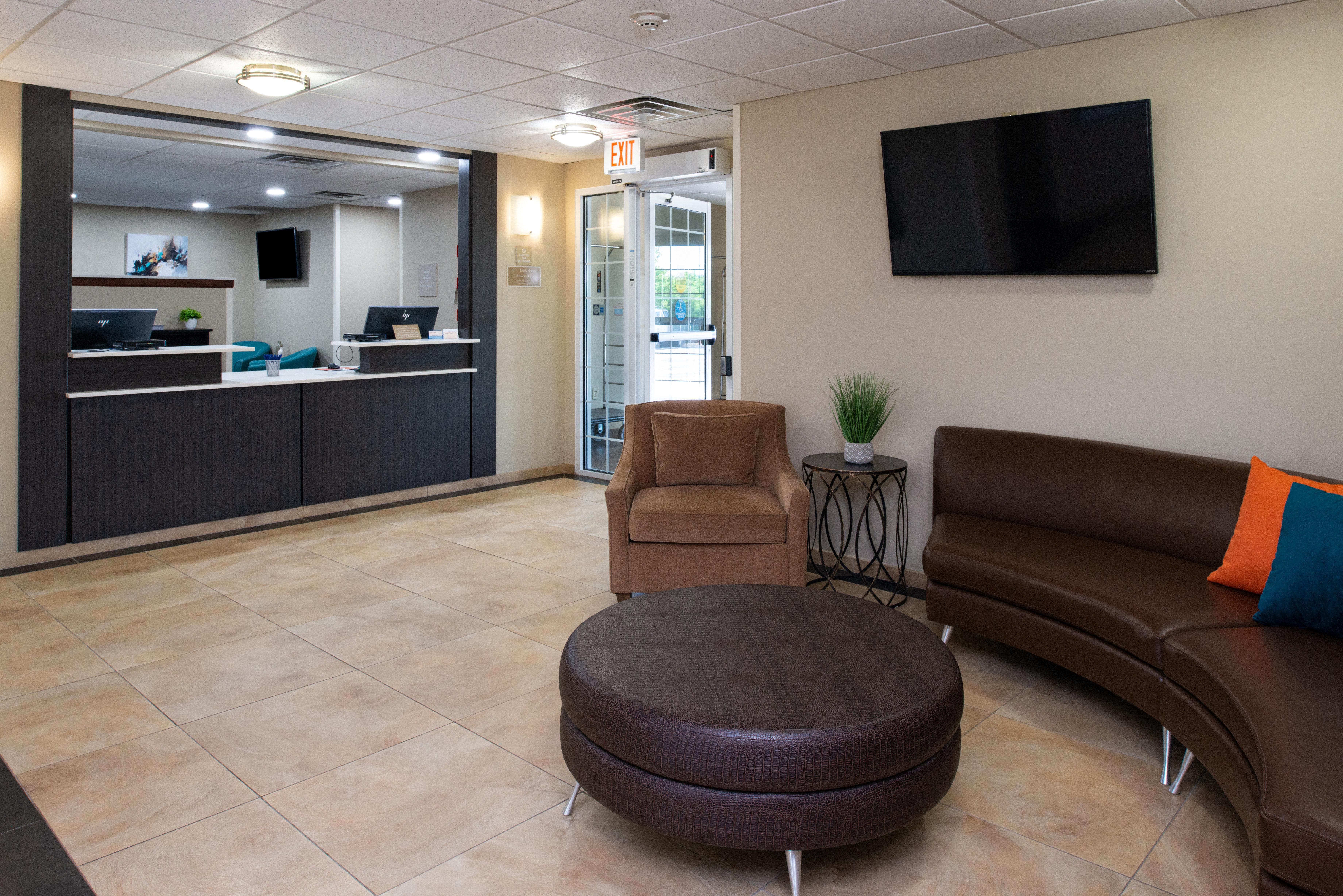 Candlewood Suites Olathe By Ihg Exterior photo